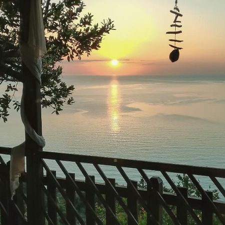 Villa Balcony On The Rocks Agioi Saranta Esterno foto