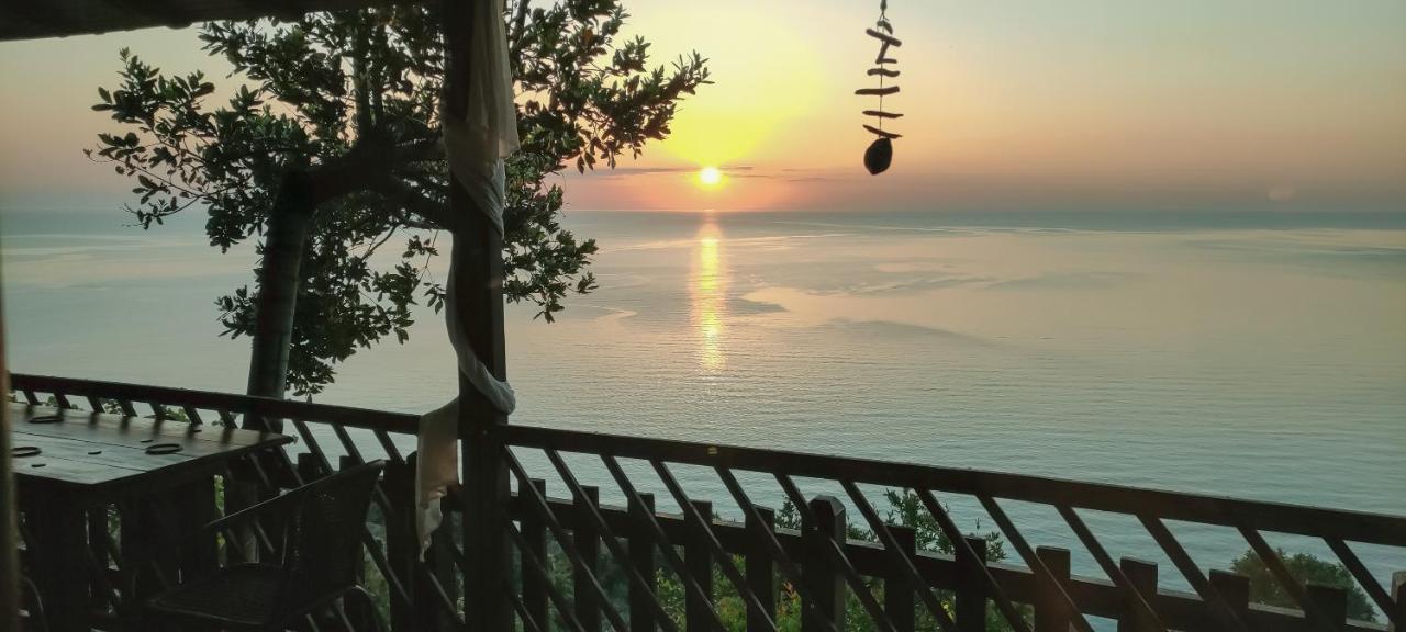 Villa Balcony On The Rocks Agioi Saranta Esterno foto